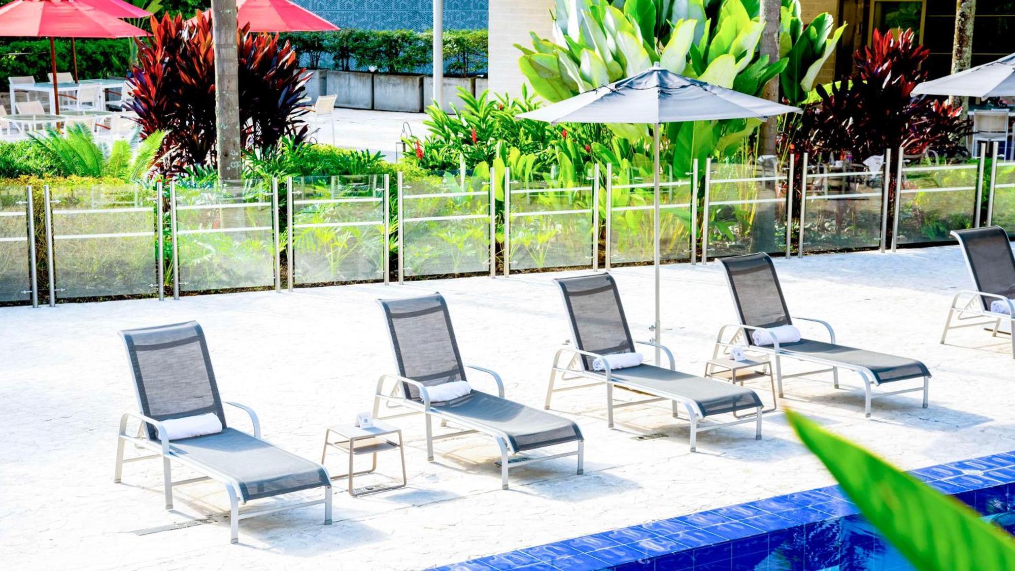 Hotel NH Collection Medellin Royal Esterno foto